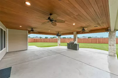 2102 Pickwick Pines Dr Court, Humble, TX 77396 - Photo 39