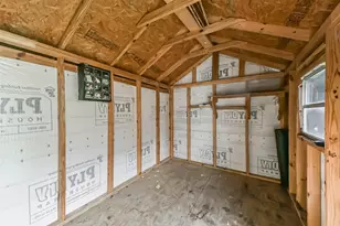 2102 Pickwick Pines Dr Ct, Humble, TX 77396 - Photo 49