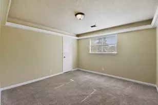 2730 Blue Glen Ln, Houston, TX 77073 - Photo 37