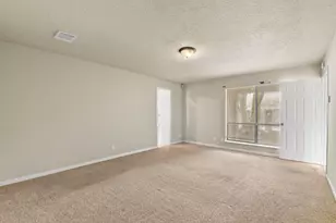 2730 Blue Glen Ln, Houston, TX 77073 - Photo 23