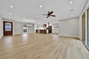 1146 Chamboard Ln, Houston, TX 77018 - Photo 11