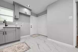 4914 Angleton St, Houston, TX 77033 - Photo 31
