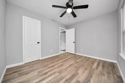 4914 Angleton Street, Houston, TX 77033 - Photo 11