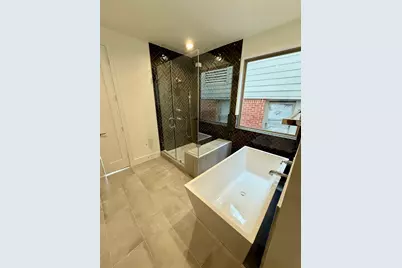 2630 Peckham Street, Houston, TX 77098 - Photo 11