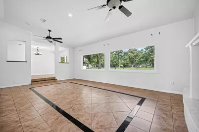 23 Winged Foot Drive, Conroe, TX 77304 - Photo 5