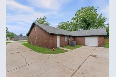 423 Masterson Street, Arcola, TX 77583 - Photo 3