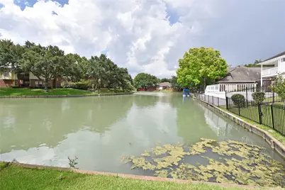 1110 Lake Estates Drive, Sugar Land, TX 77498 - Photo 47