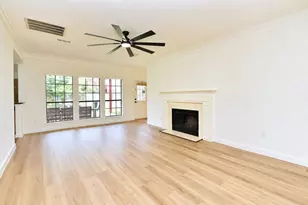 1110 Lake Estates Dr, Sugar Land, TX 77498 - Photo 9