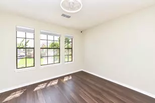 1110 Lake Estates Dr, Sugar Land, TX 77498 - Photo 27