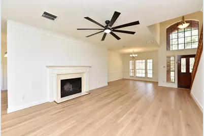1110 Lake Estates Drive, Sugar Land, TX 77498 - Photo 11