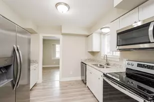 1910 Indian Shores Rd, Crosby, TX 77532 - Photo 9