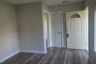 702 E Park St, Sugar Land, TX 77498 - Photo 3