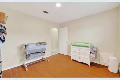 9634 Windswept Lane, Houston, TX 77063 - Photo 27