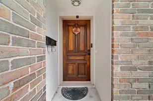 9634 Windswept Ln, Houston, TX 77063 - Photo 5