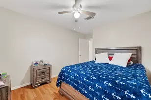 9634 Windswept Ln, Houston, TX 77063 - Photo 25