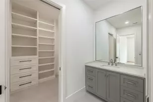7006 Schiller St, Houston, TX 77055 - Photo 43