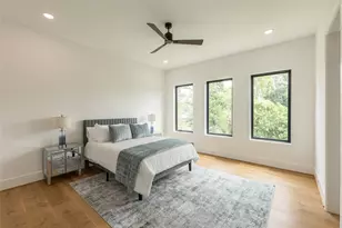 7006 Schiller St, Houston, TX 77055 - Photo 33