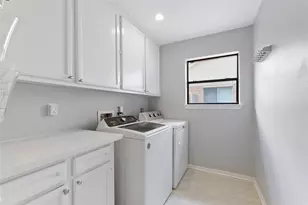 1402 Osborne Dr, Friendswood, TX 77546 - Photo 17