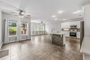 501 Cherry Hills Dr, Huntsville, TX 77340 - Photo 13