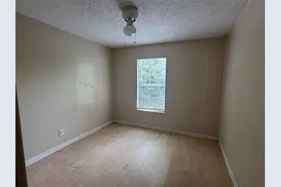 1020 Dr Martin Luther King Jr Drive, Montgomery, TX 77356 - Photo 9