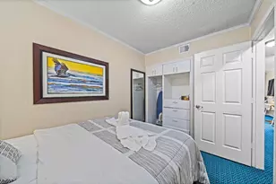 6102 Seawall Blvd, Galveston, TX 77551 - Photo 11