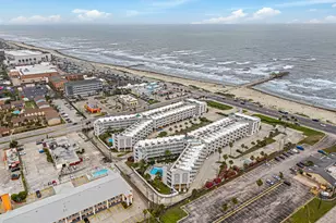 6102 Seawall Blvd, Galveston, TX 77551 - Photo 3