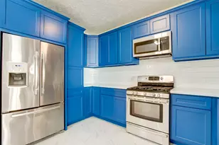 11840 Spring Grove Dr, Houston, TX 77099 - Photo 7