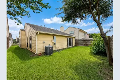 11840 Spring Grove Drive, Houston, TX 77099 - Photo 21