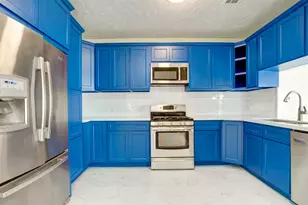 11840 Spring Grove Dr, Houston, TX 77099 - Photo 5