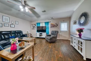 2210 Mountain Ranch Dr, Houston, TX 77049 - Photo 17