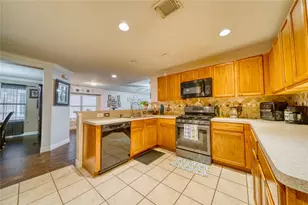 2210 Mountain Ranch Dr, Houston, TX 77049 - Photo 31