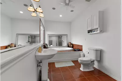 3905 Isla Del Sol, Galveston, TX 77554 - Photo 21