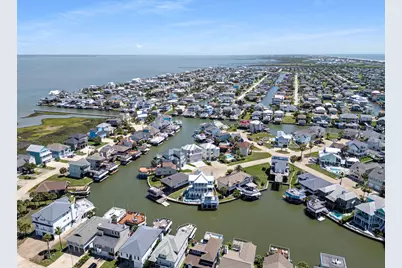 3905 Isla Del Sol, Galveston, TX 77554 - Photo 49