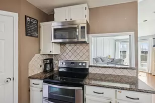 10110 El Chaco St, Baytown, TX 77521 - Photo 7