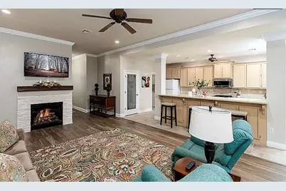 2465 Sunflower Lane, Beaumont, TX 77713 - Photo 3