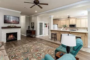 2465 Sunflower Ln, Beaumont, TX 77713 - Photo 3
