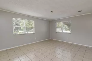 1404 N San Jacinto St, Conroe, TX 77301 - Photo 7