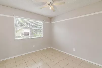 1404 N San Jacinto Street, Conroe, TX 77301 - Photo 17