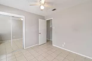 1404 N San Jacinto St, Conroe, TX 77301 - Photo 15