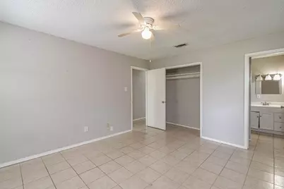 1404 N San Jacinto Street, Conroe, TX 77301 - Photo 9