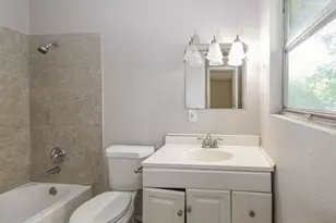 1404 N San Jacinto St, Conroe, TX 77301 - Photo 11