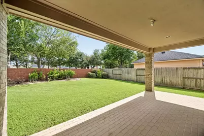 7703 Silver Pond Drive, Sugar Land, TX 77479 - Photo 33