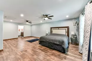 4190 County Rd 145, Alvin, TX 77511 - Photo 15