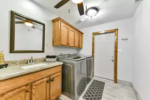 4190 County Rd 145, Alvin, TX 77511 - Photo 13