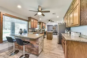 4190 County Rd 145, Alvin, TX 77511 - Photo 5