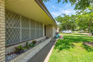 1222 24th Ave N, Texas City, TX 77590 - Photo 37