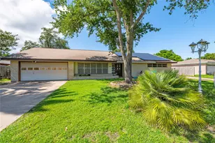 1222 24th Ave N, Texas City, TX 77590 - Photo 3