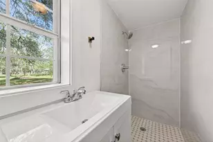 815 Brooks Ave, Rosenberg, TX 77471 - Photo 29