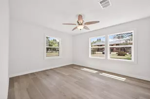 815 Brooks Ave, Rosenberg, TX 77471 - Photo 33