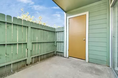 7700 W Airport Boulevard #0305, Houston, TX 77071 - Photo 25